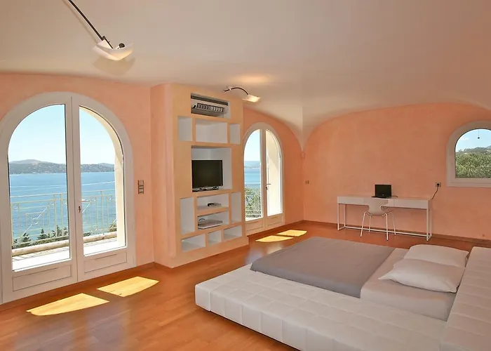 La Croisette Villa